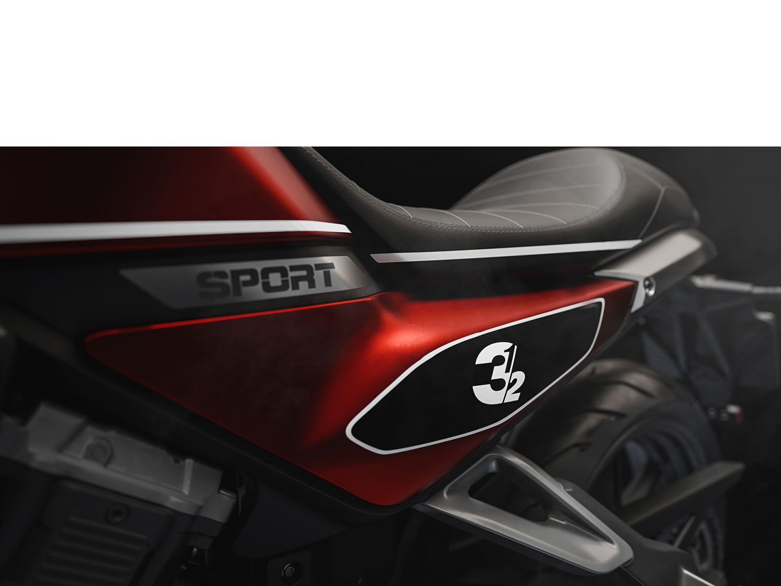 Мотоцикл MOTO MORINI 3 1/2 SPORT (RED PASSION) 2026